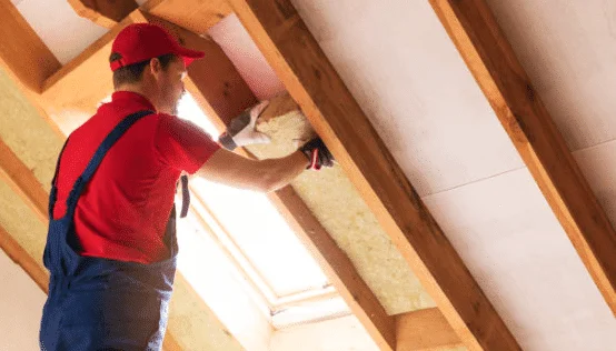 insulating walls to improve home's energy efficiency
